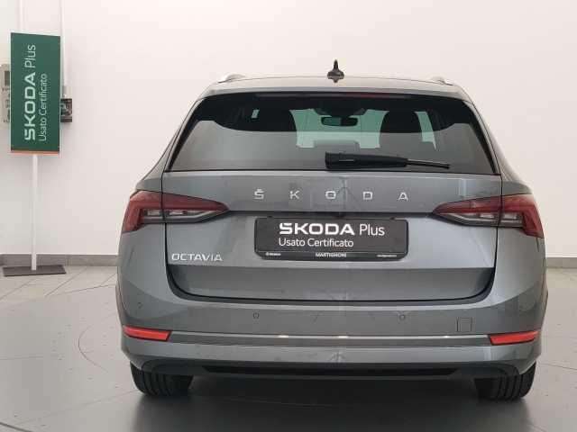 SKODA Octavia 2.0 TDI EVO SCR DSG Wagon Style