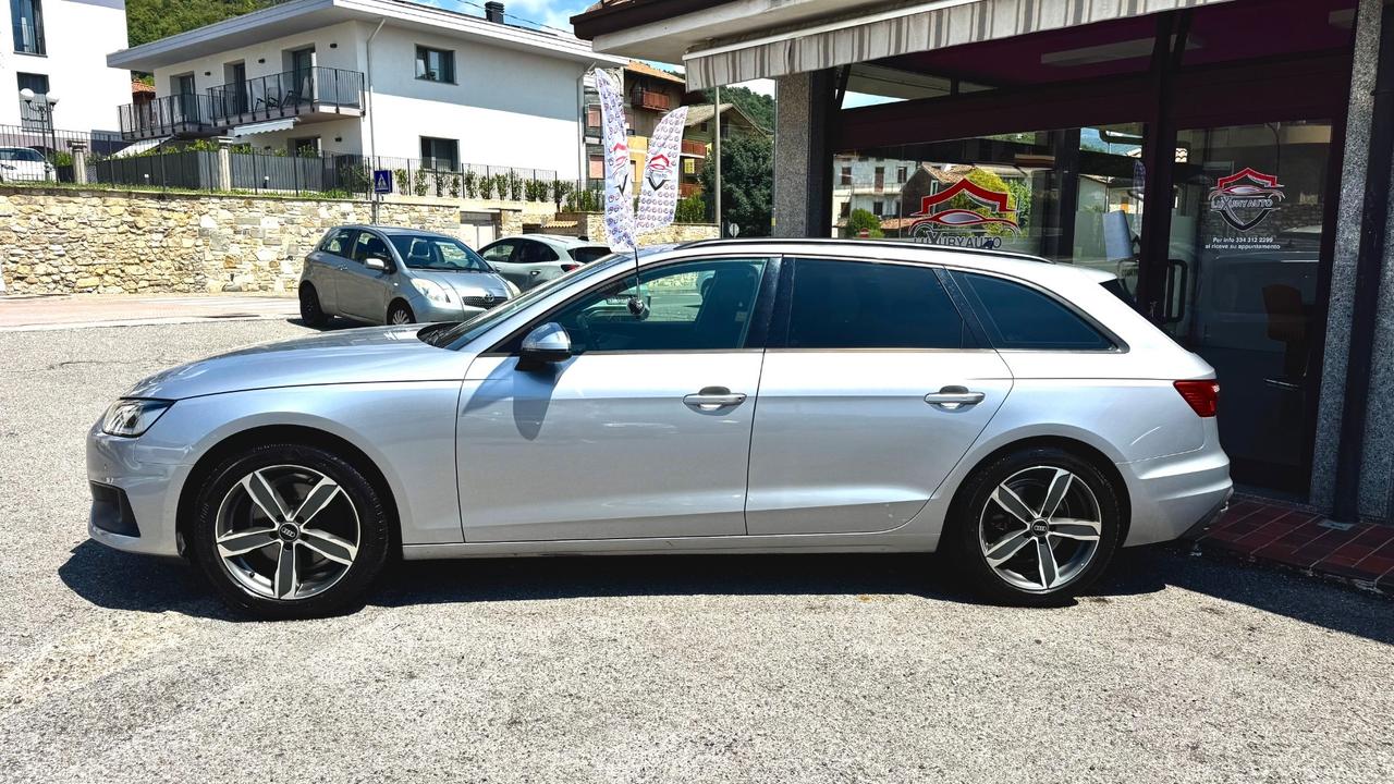 Audi A4 Avant 35 TDI/163 CV S tronic Business Advanced