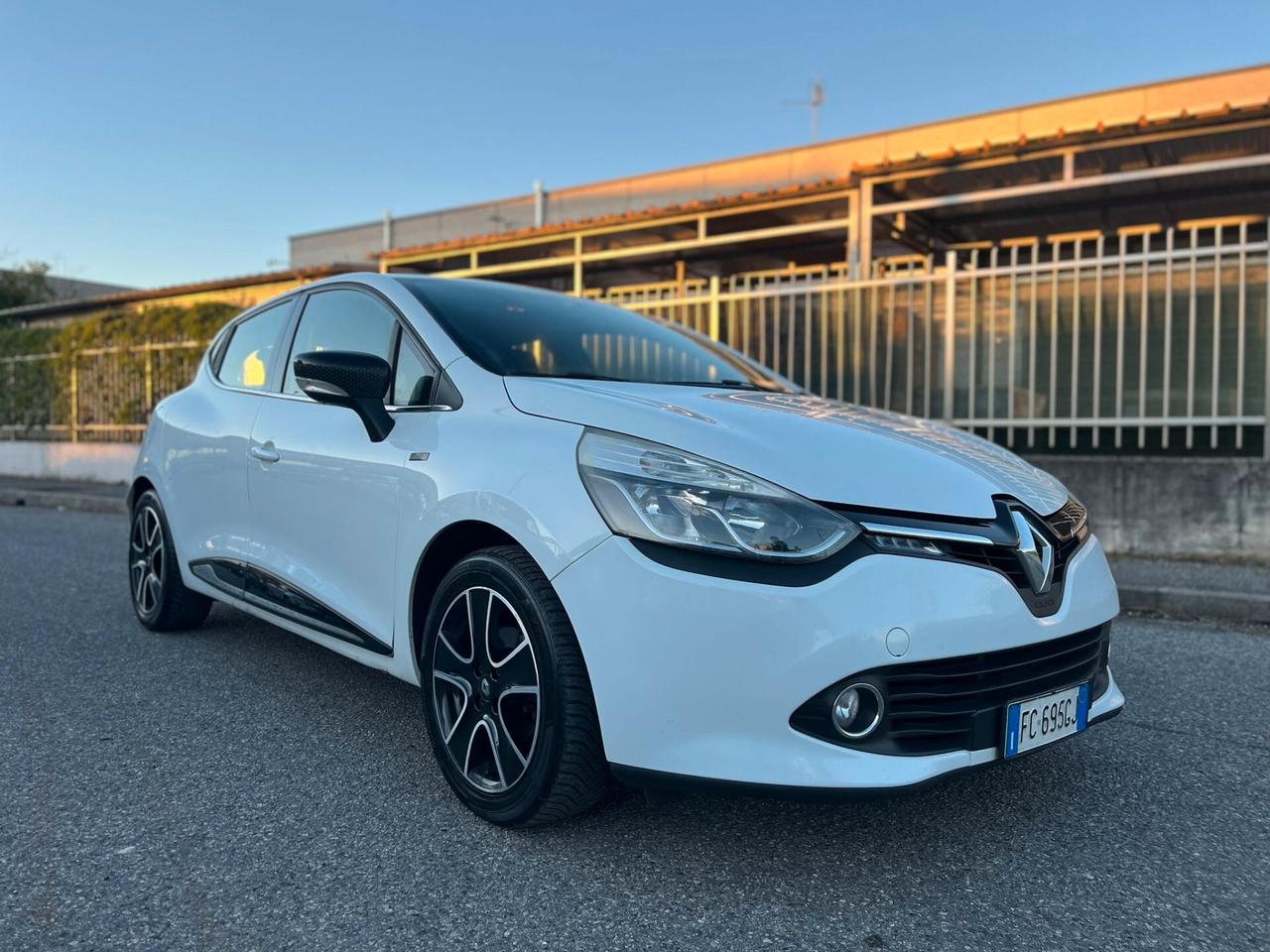 Renault Clio dCi 8V 75CV DUEL X NEOPATENTATI