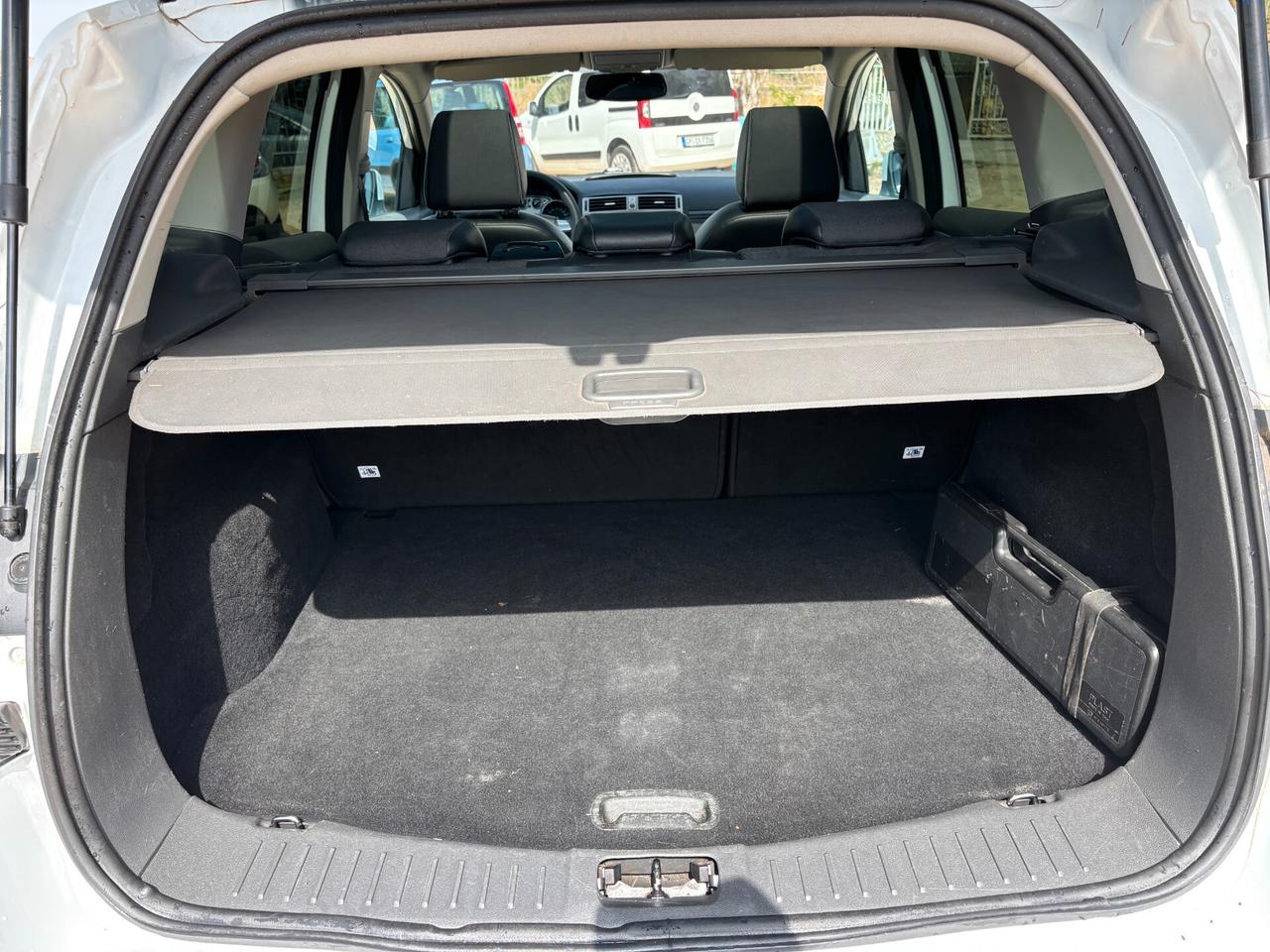 Ford Kuga 2.0 TDCi 136 CV 2WD Titanium - 2009