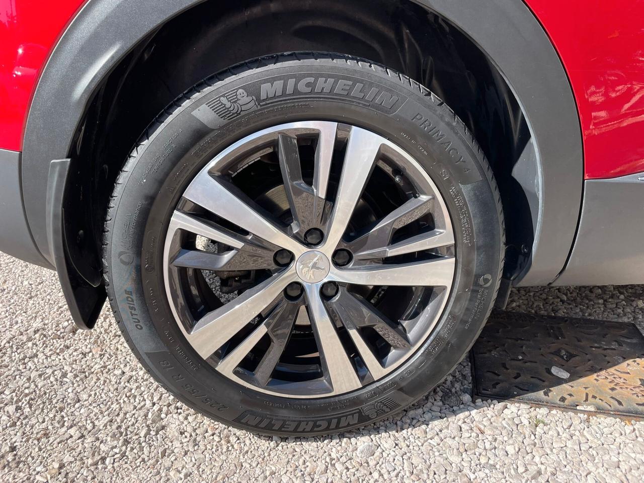 Peugeot 3008 BlueHDi 130 S&S EAT8 Allure