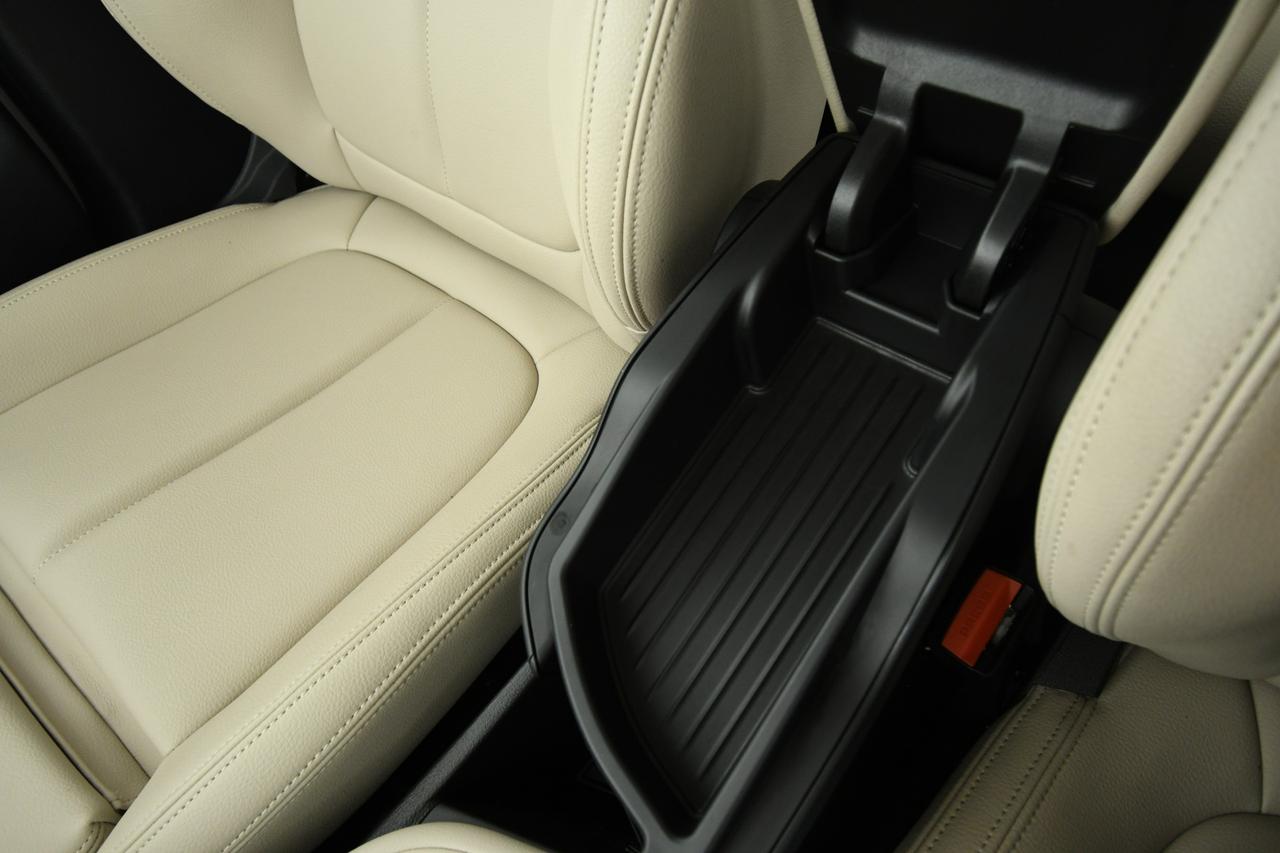BMW X1 sdrive20d Business Advantage auto PELLE+FULL LED+C19"