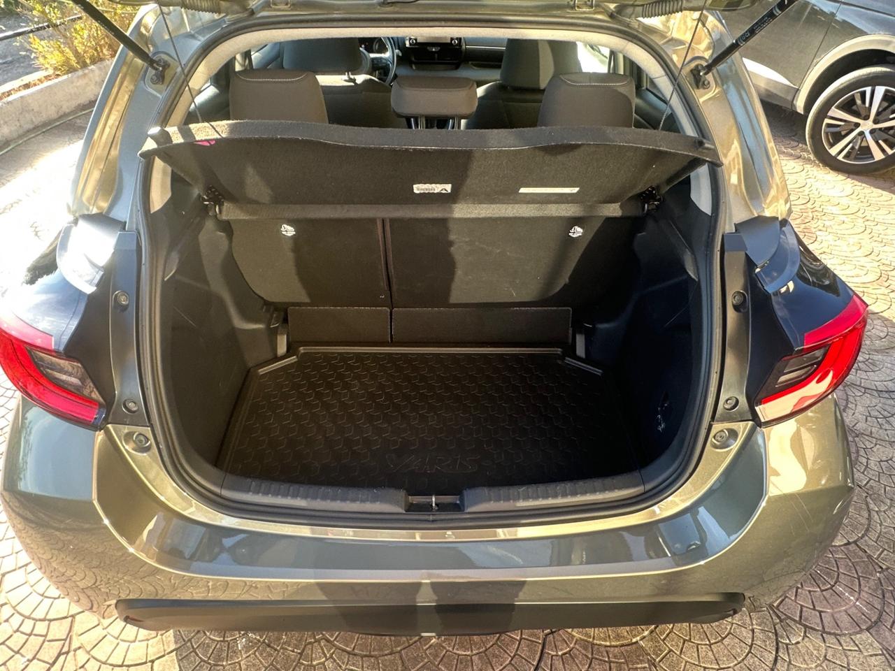 Toyota Yaris 1.5 Hybrid 5 porte Trend