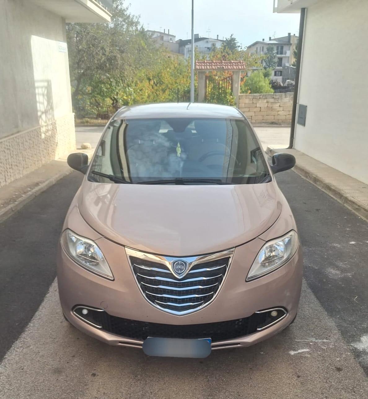 Lancia Ypsilon 1.3 MJT 16V 95 CV 5 porte S&S Gold