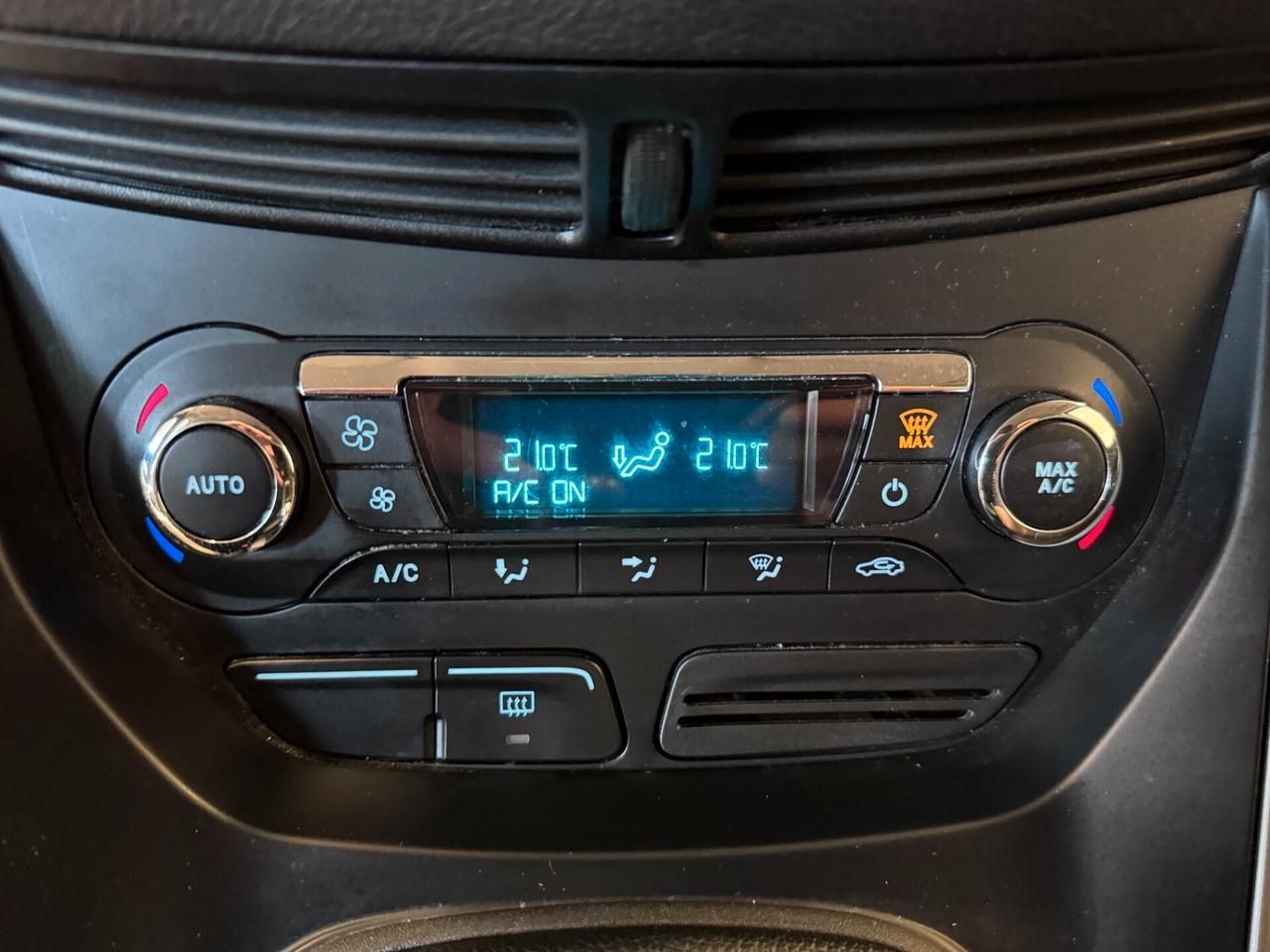 Ford Kuga 2.0 TDCI 115 CV 2WD Titanium