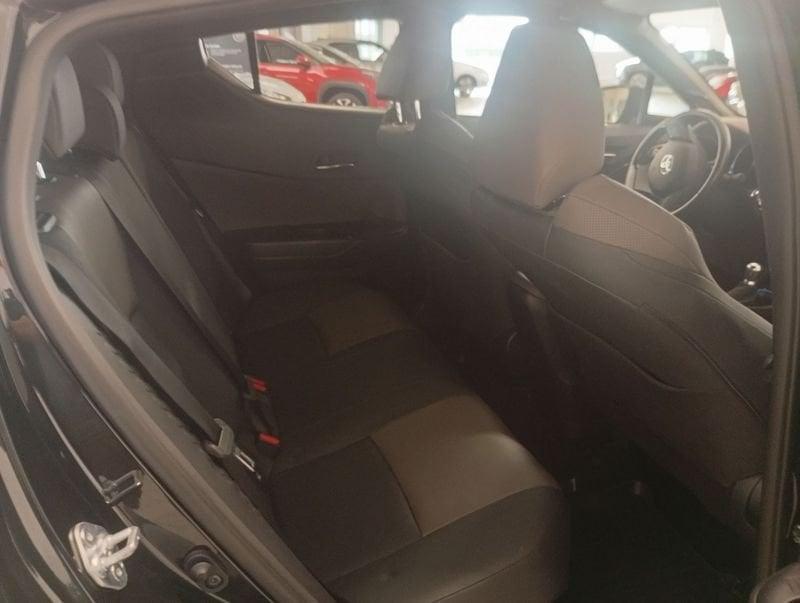 Toyota C-HR C-HR 1.8 Hybrid E-CVT Lounge