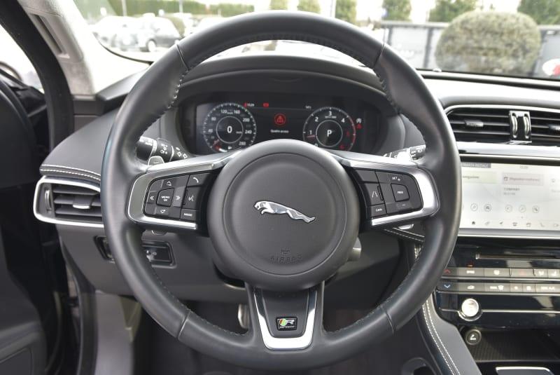 JAGUAR F-PACE 2.0 D 180 CV AWD AUT. R-