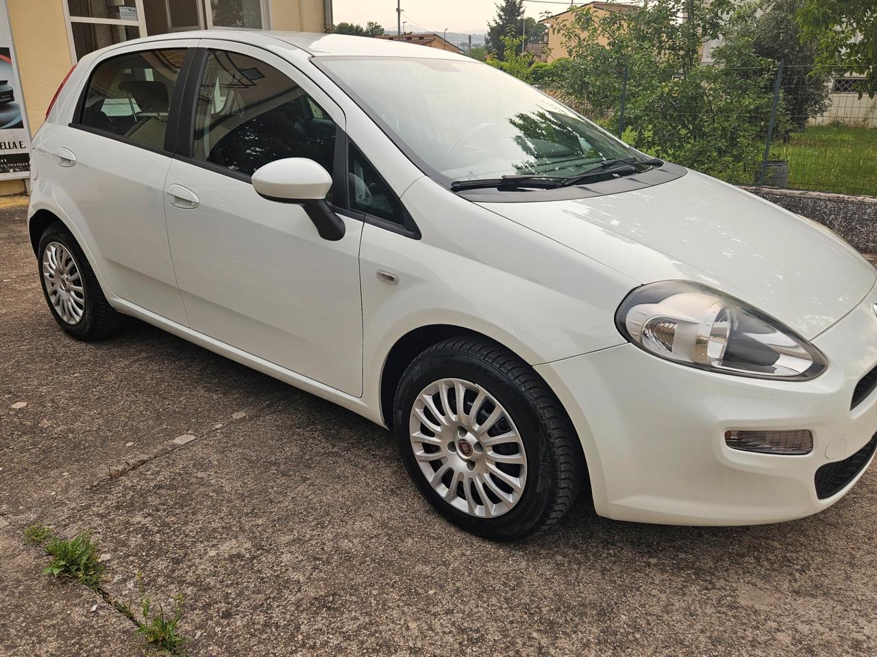 Fiat Punto 1.3 MJT 75 CV 12/2015 Ok Neopatentati