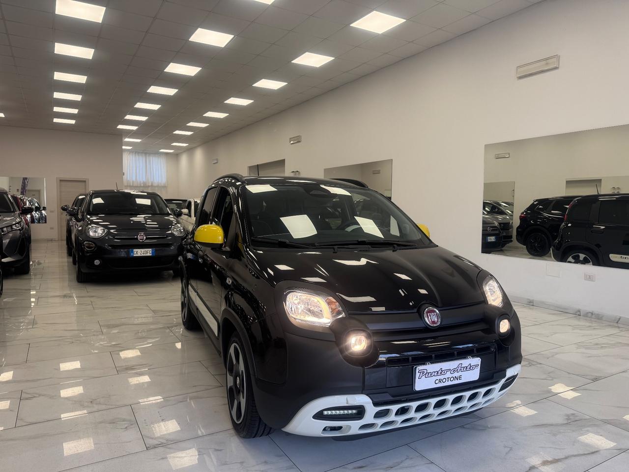 Fiat Panda Pandina 1.0 FireFly 65 CV Hybrid Cross