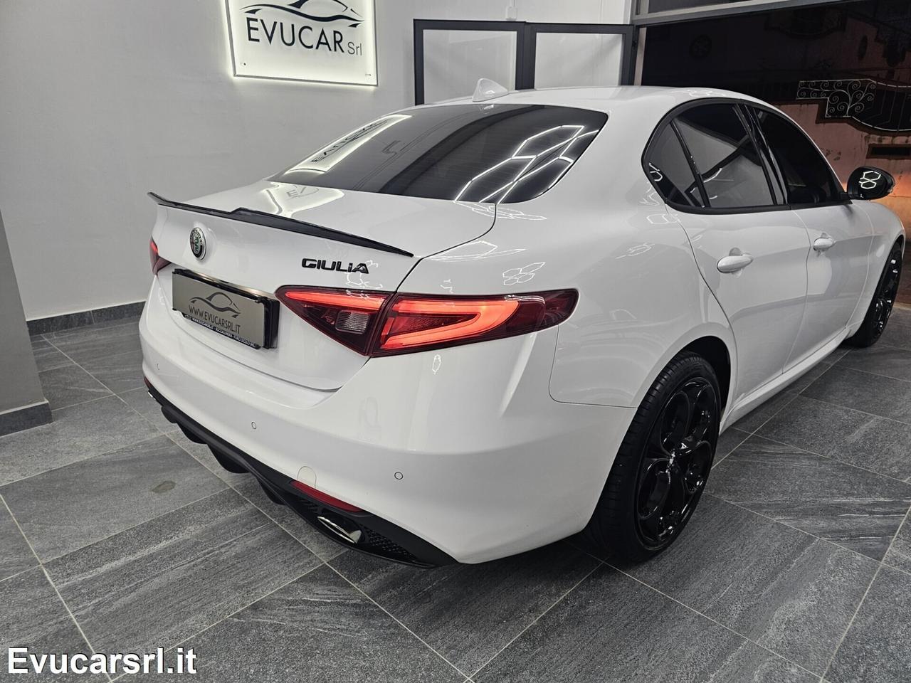 Alfa Romeo Giulia 2.2jtdm SUPER 2018 FINANZIABILE