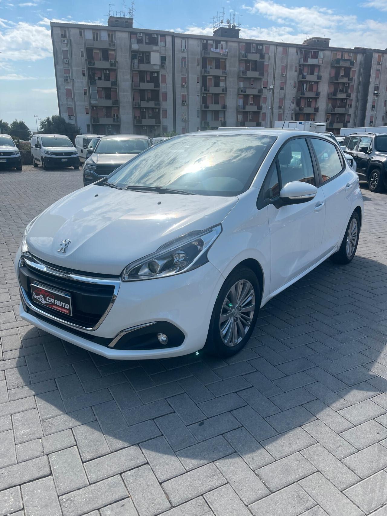 Peugeot 208 Allure