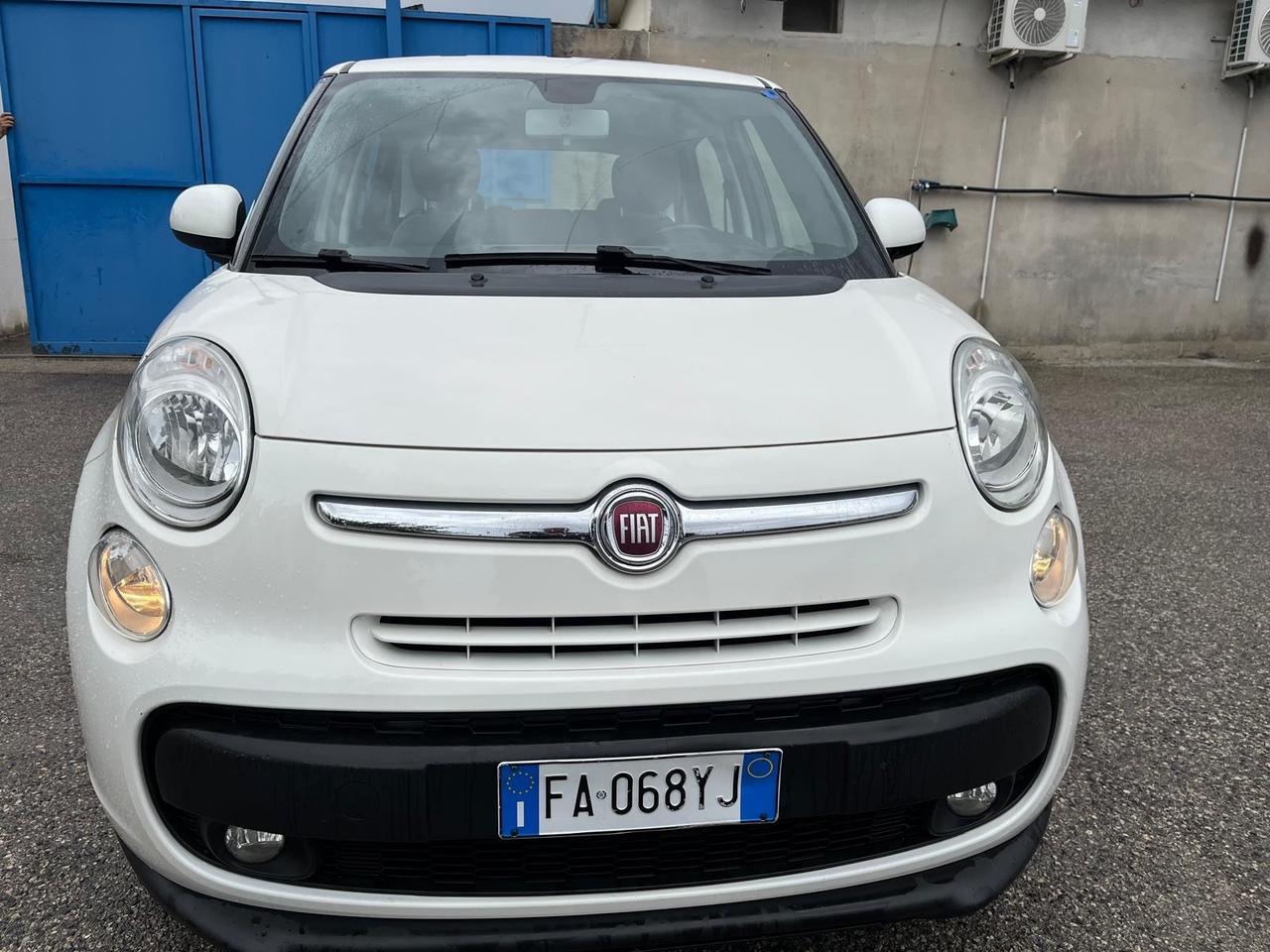 Fiat 500 L-1.3 mjt/full opt-2015