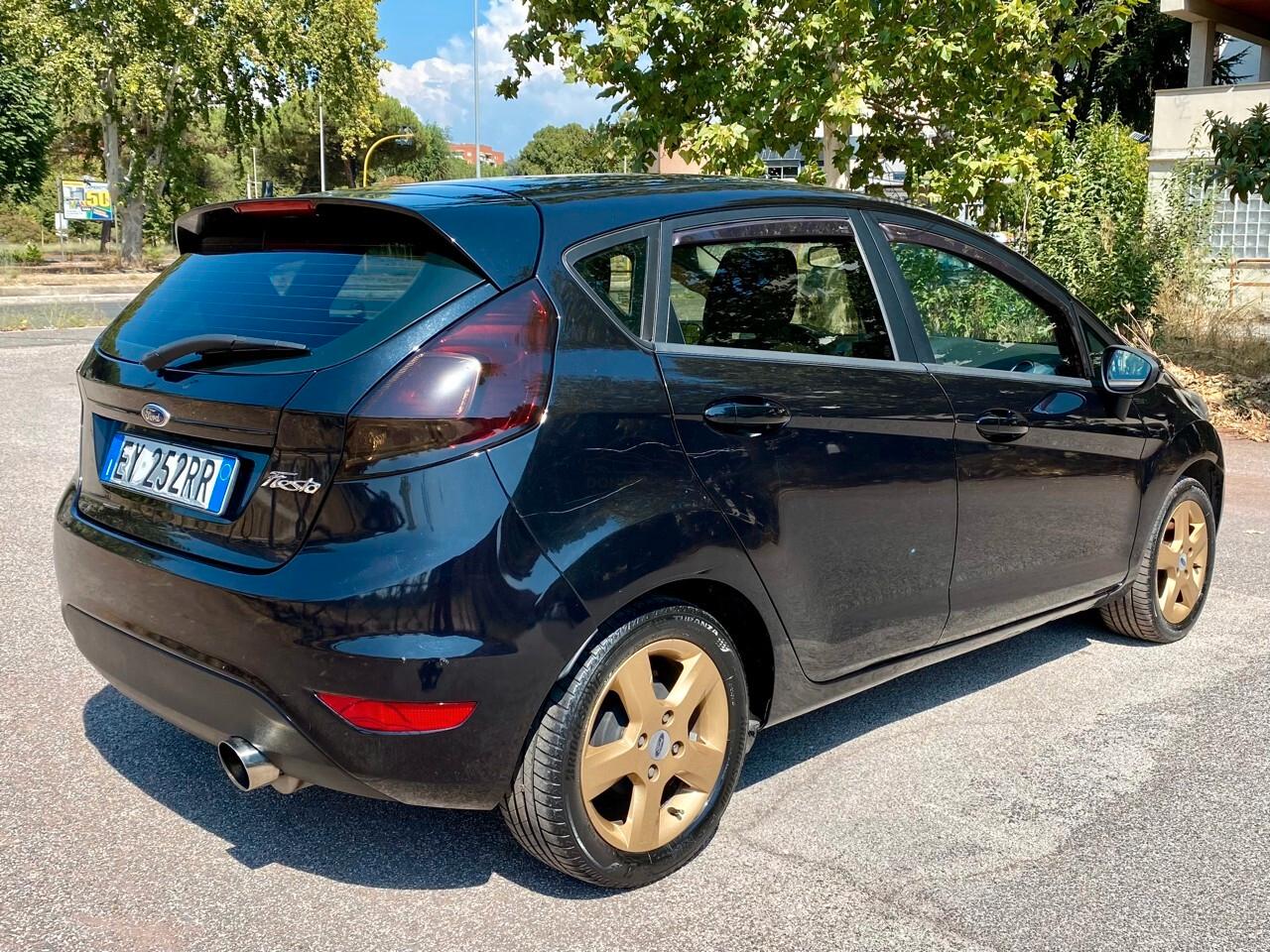 Ford Fiesta 5p 1.2 Neopatentati