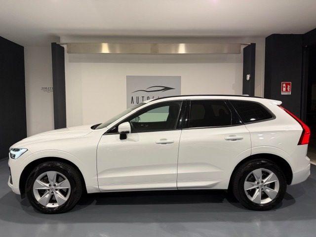 VOLVO XC60 B4 (d) automatico Mhev 197CV Momentum