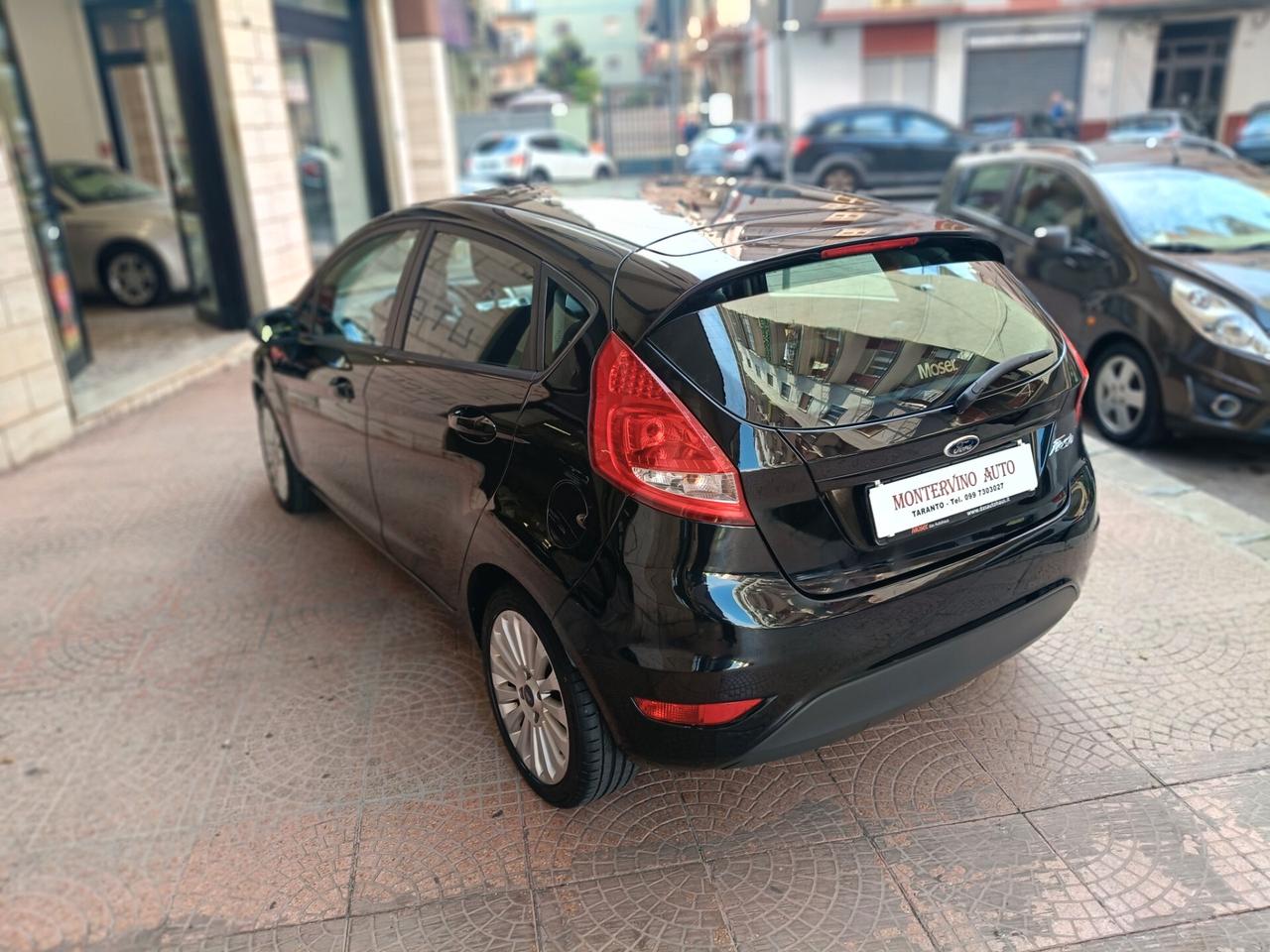 FORD FIESTA 1.4 TDCi 5 PORTE-NEOPATENTATI-Euro6590