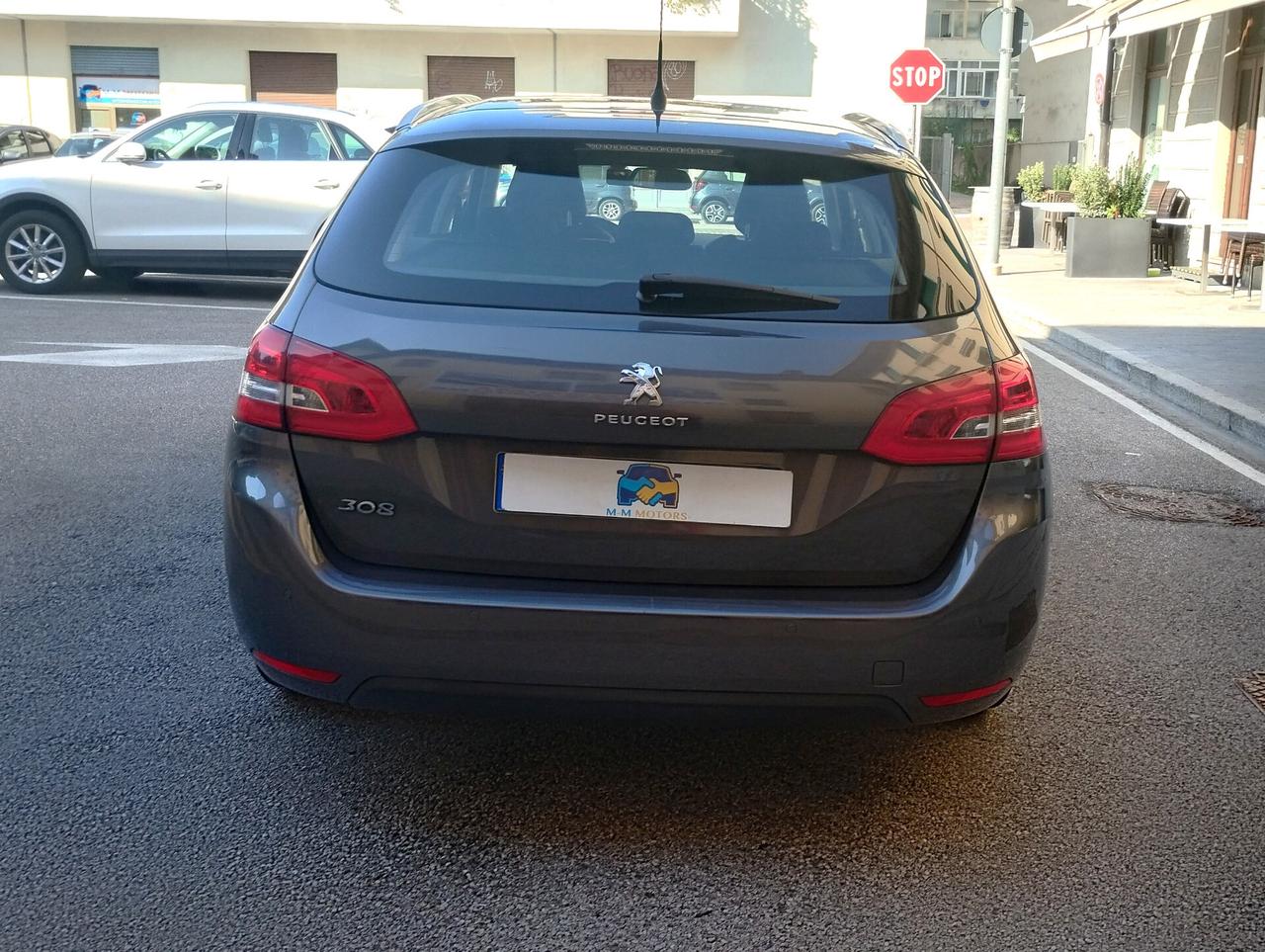 Peugeot 308 BlueHDi 130 S&S SW Allure