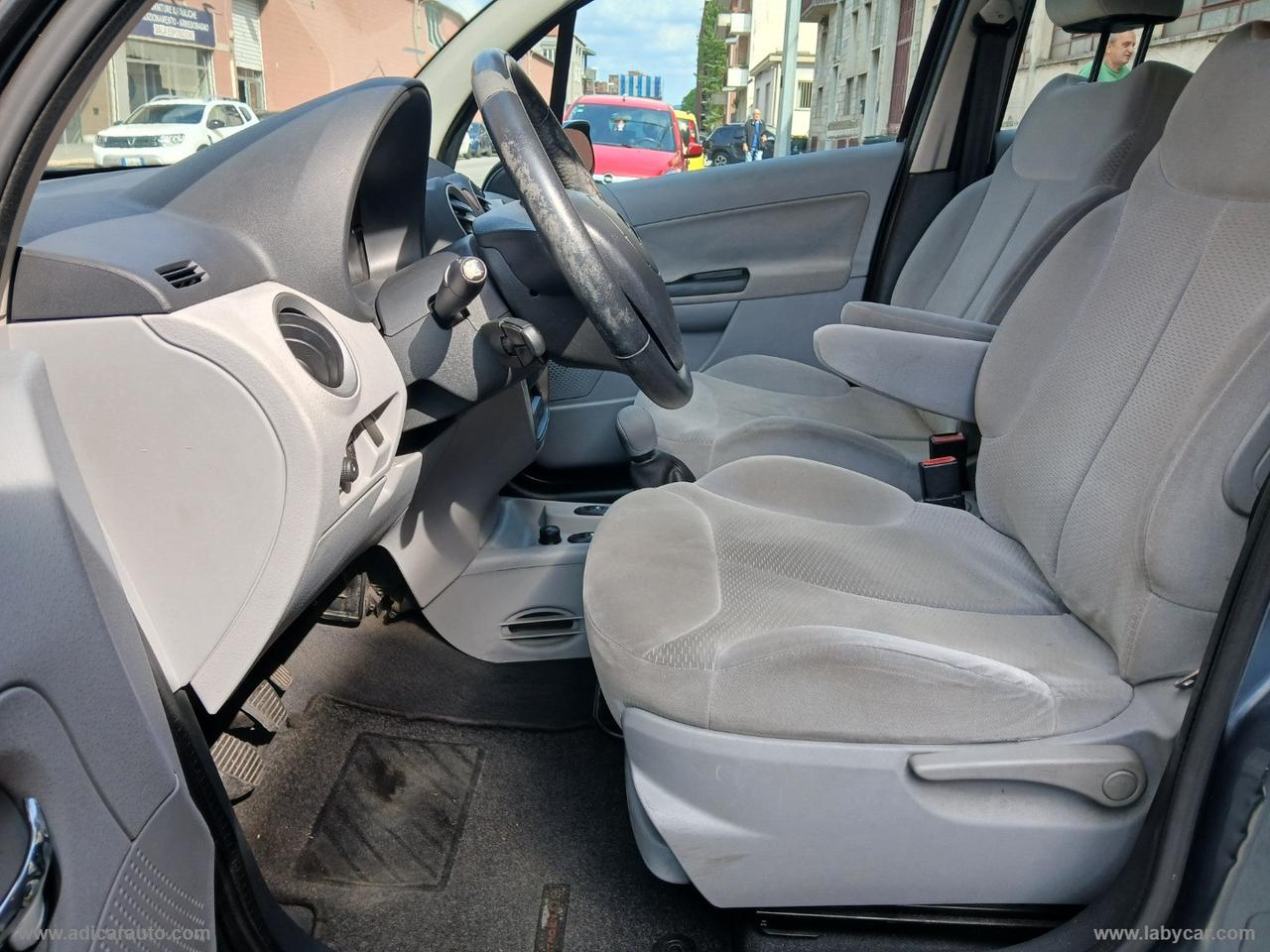 CITROEN C3 1.4 Exclusive