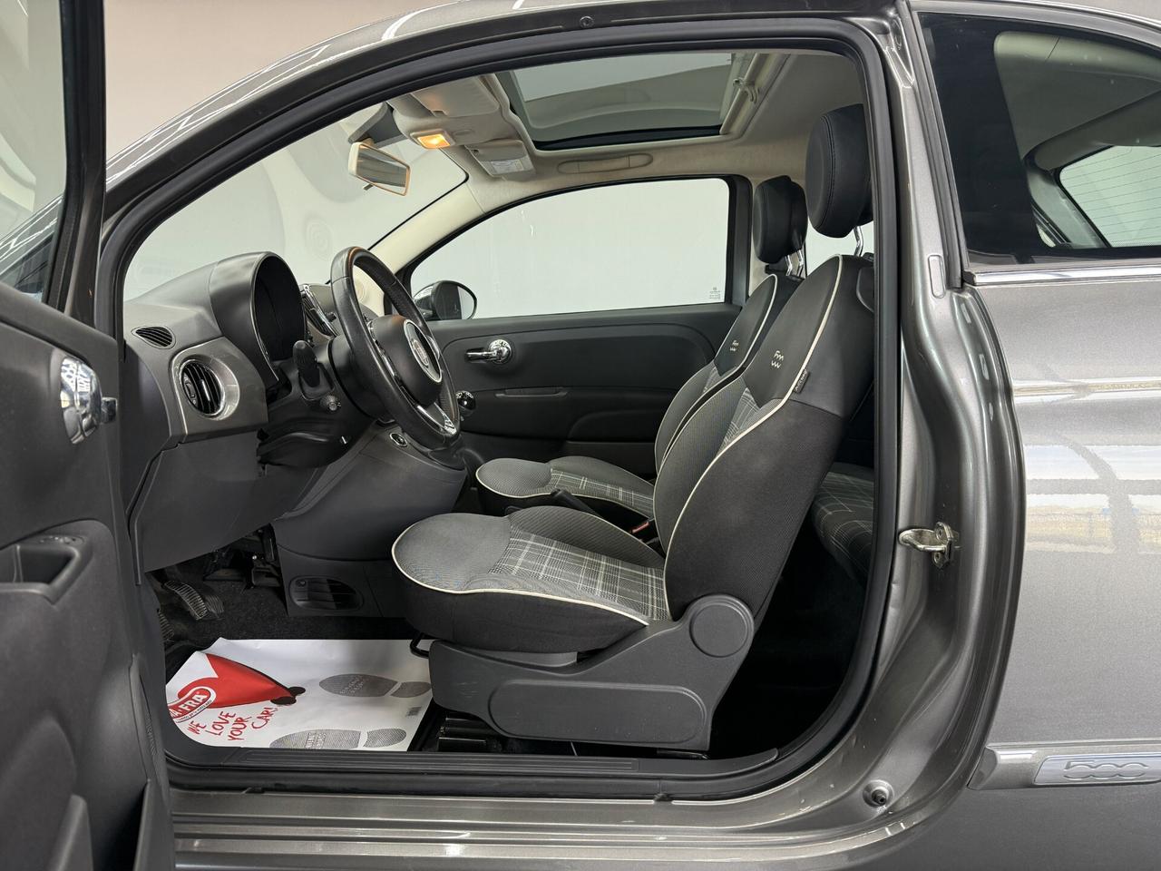 Fiat 500 1.2 Lounge Dolcevita