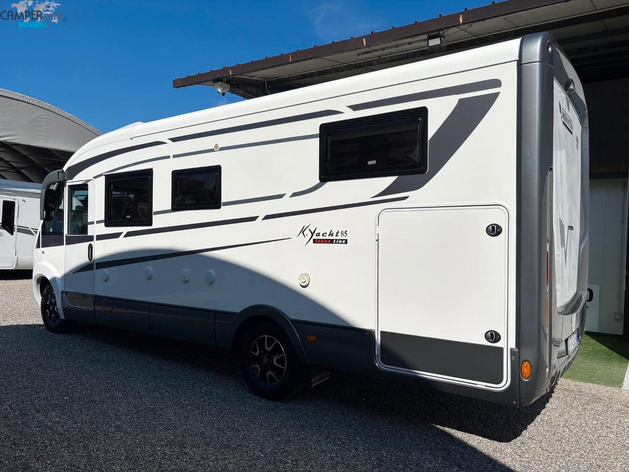 MOBILVETTA K.YACHT 85 TEKNO LINE - Motorhome con letti gemelli ed ampio garage