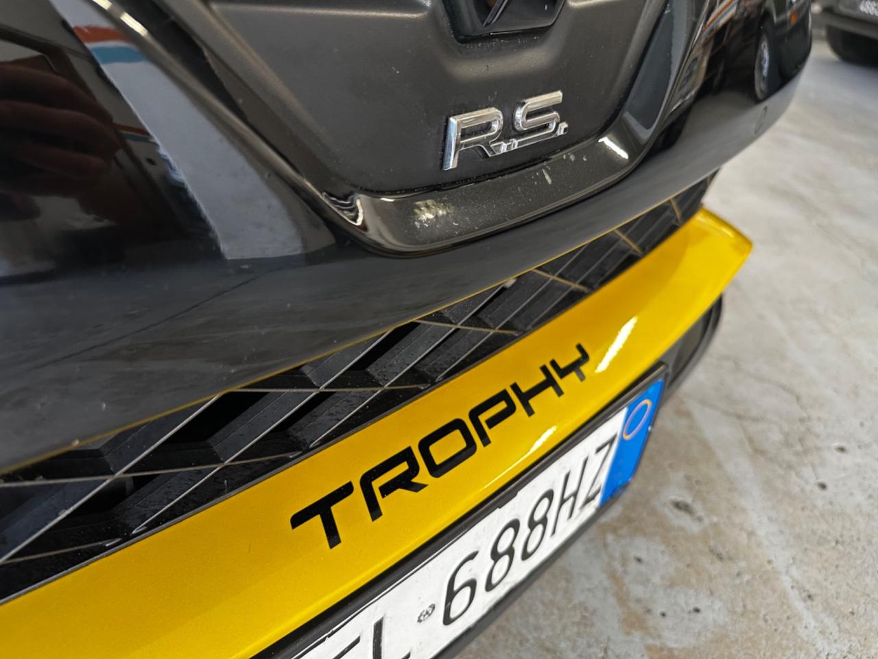 Renault Clio TCe 220CV EDC 5 porte Energy R.S. Trophy - Autonavigli