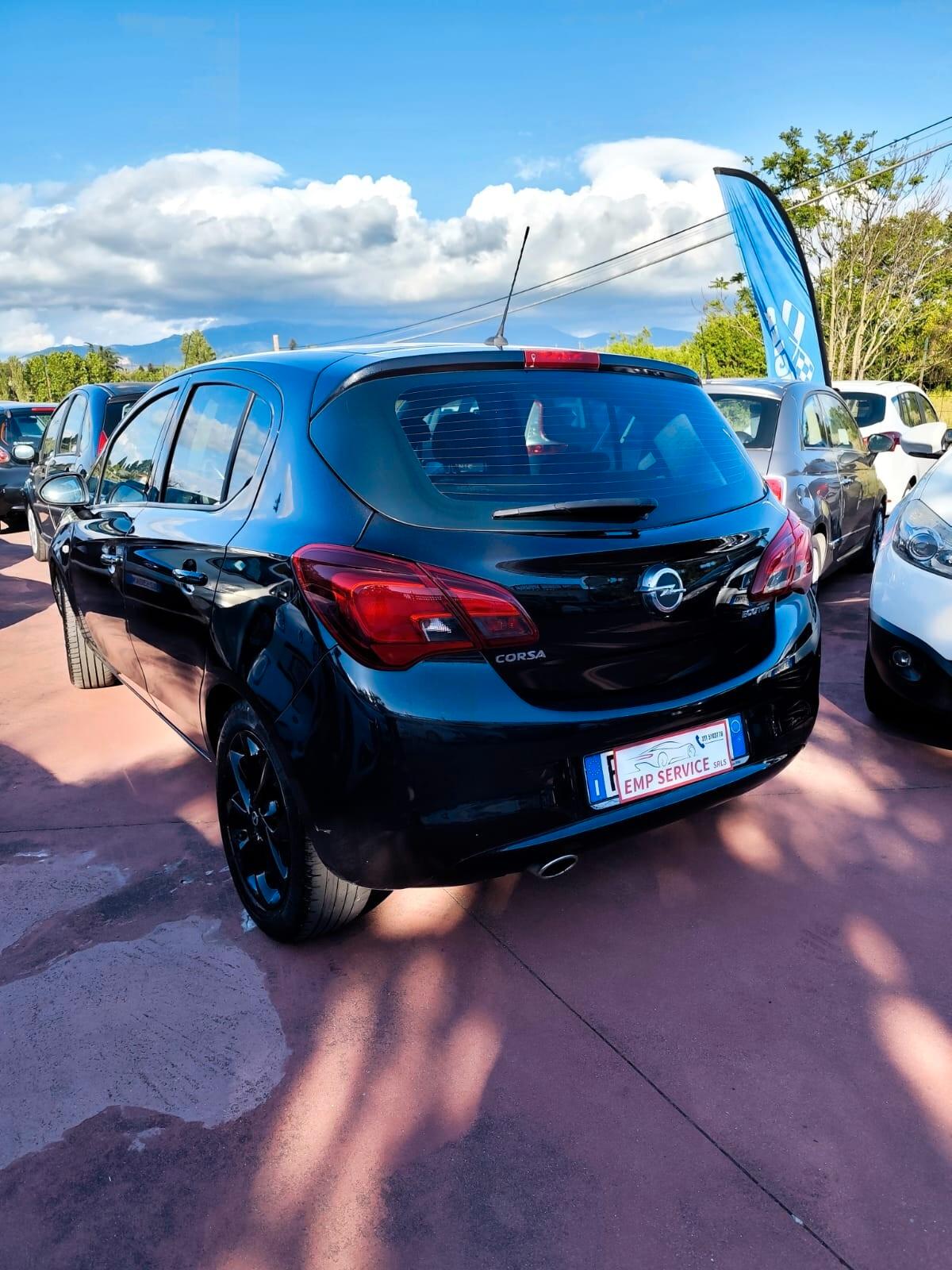 Opel Corsa 1.2 5P B-Color