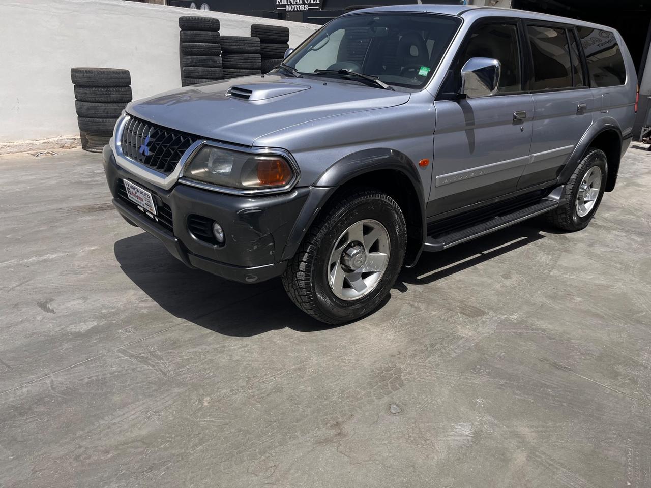 Mitsubishi Pajero Sport Pajero Sport 2.5 TDI GLS