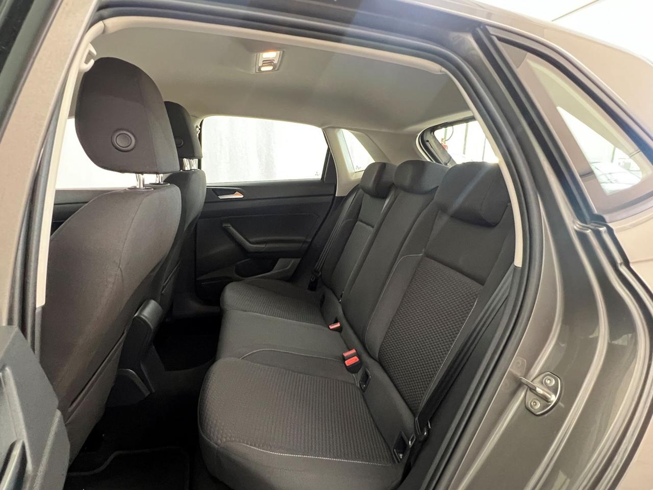 VOLKSWAGEN Polo VI 2017 Polo 5p 1.6 tdi Comfortline 80cv