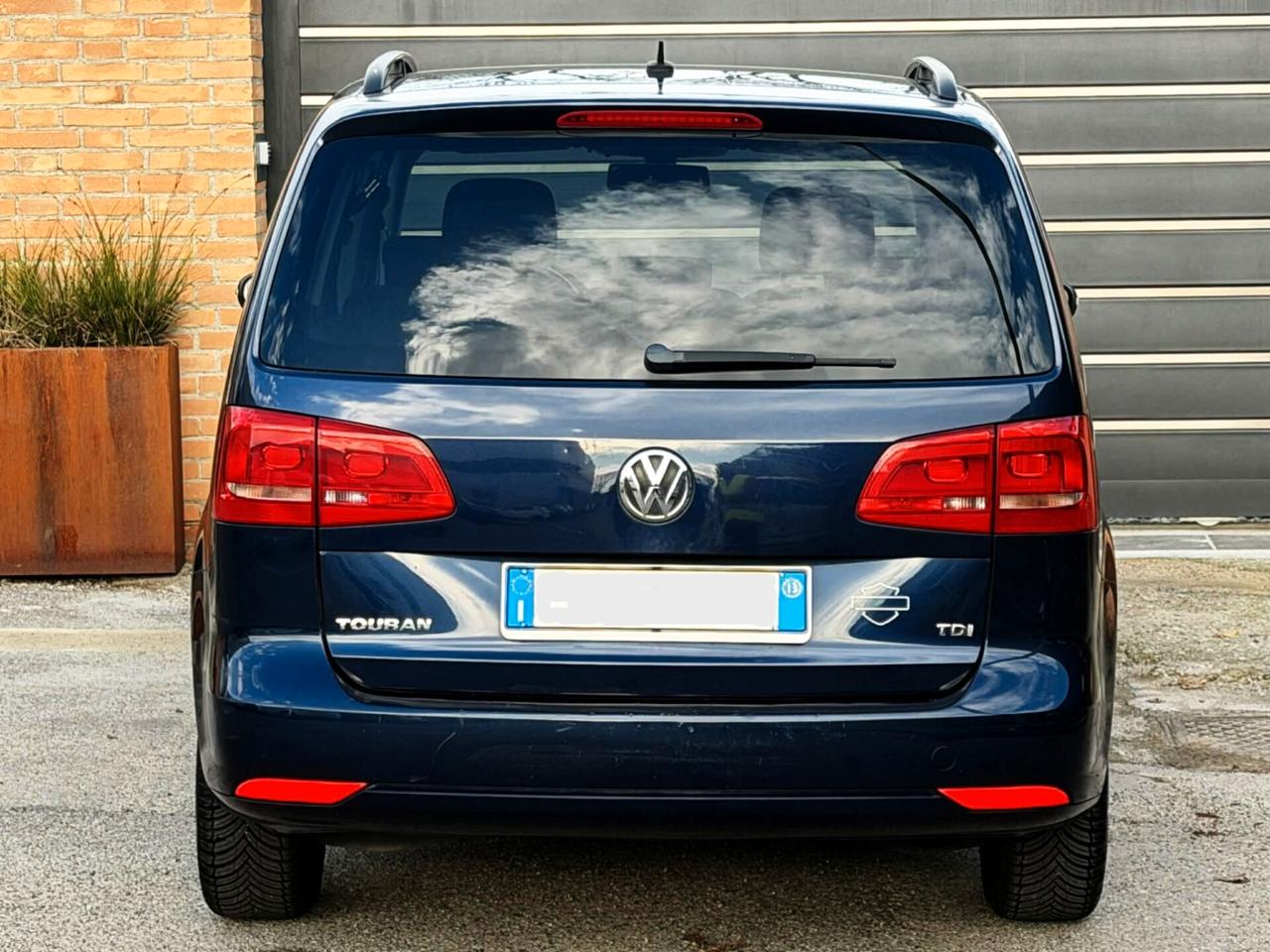 VW Touran 1.6 TDI DSG-7POSTI-U.Prop-GARANZIA-2014