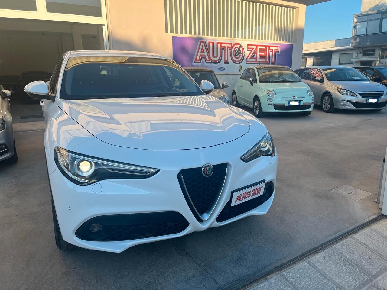 Alfa Romeo Stelvio 2.2 Turbodiesel 210 CV AT8 Q4 Executive