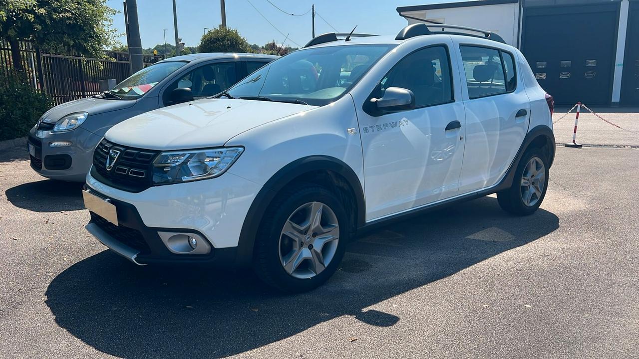 Dacia Sandero Stepway 0.9 TCe 12V TurboGPL 90CV Start&Stop NEOPATENTATI