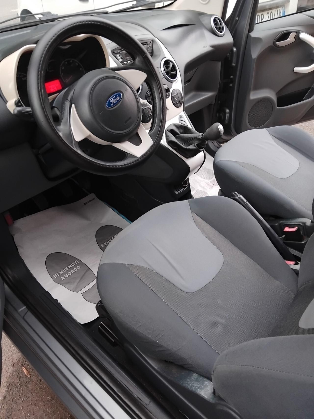 Ford Ka 1.2 8V 69CV Titanium