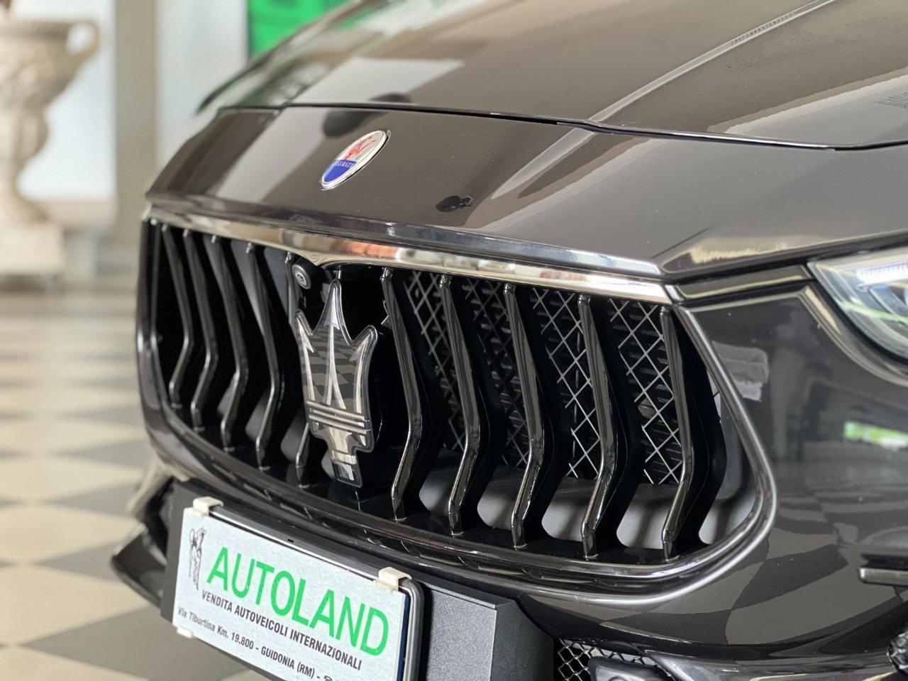 MASERATI Ghibli 3.0V6 275cv Gransport Service Maserati Full