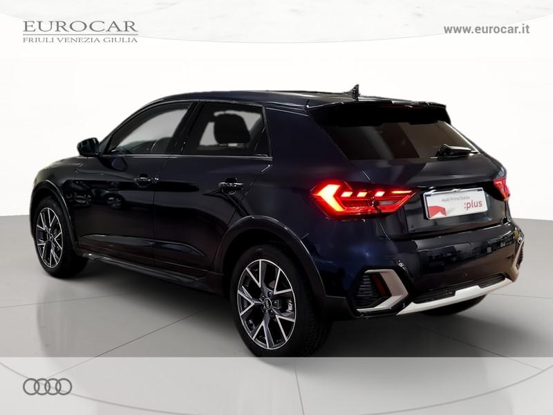 Audi A1 citycarver 30 1.0 tfsi admired 110cv