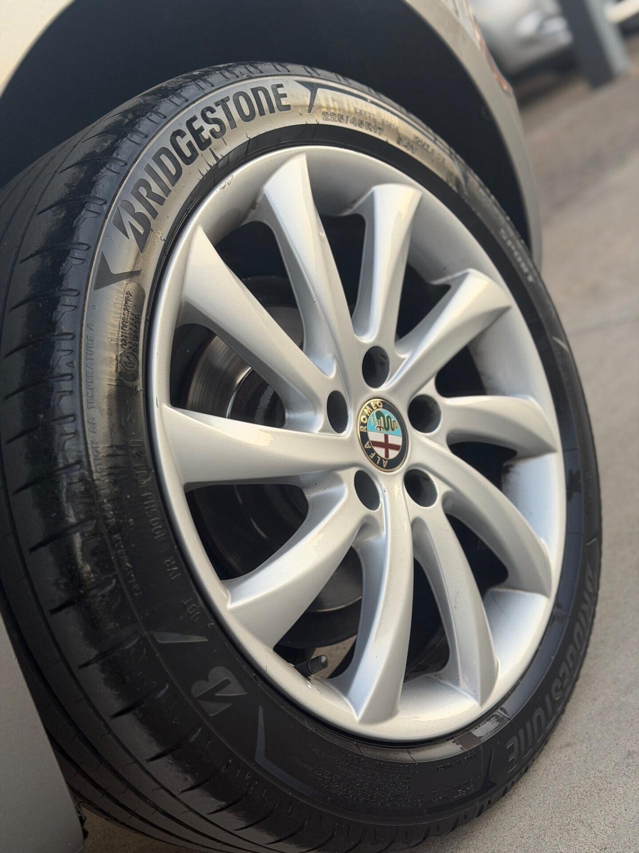 Alfa Romeo GIULIETTA 1.6 JTD 2015 - DA VETRINA