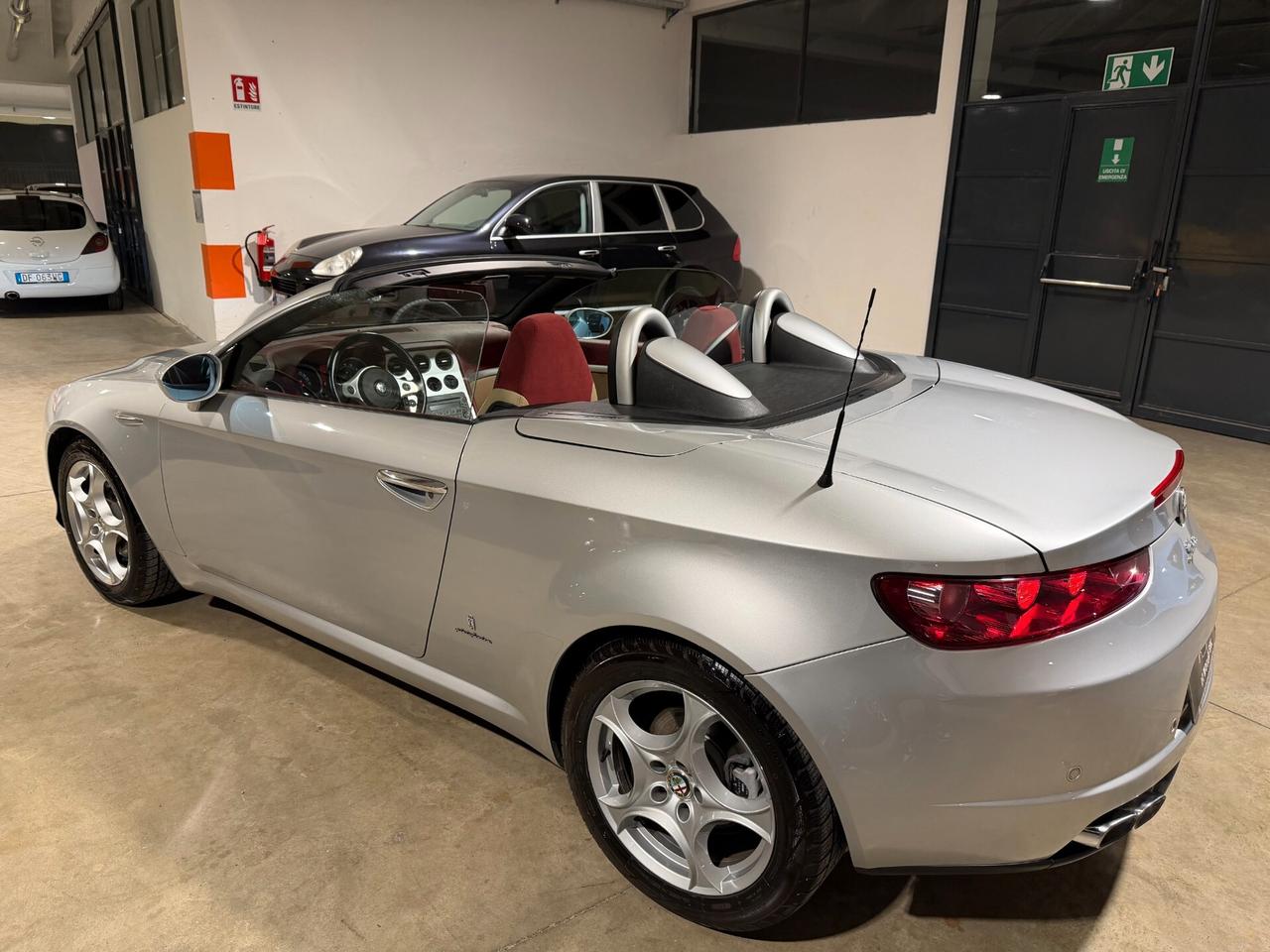 Alfa Romeo Spider 2.2 JTS Exclusive IMPECCABILE