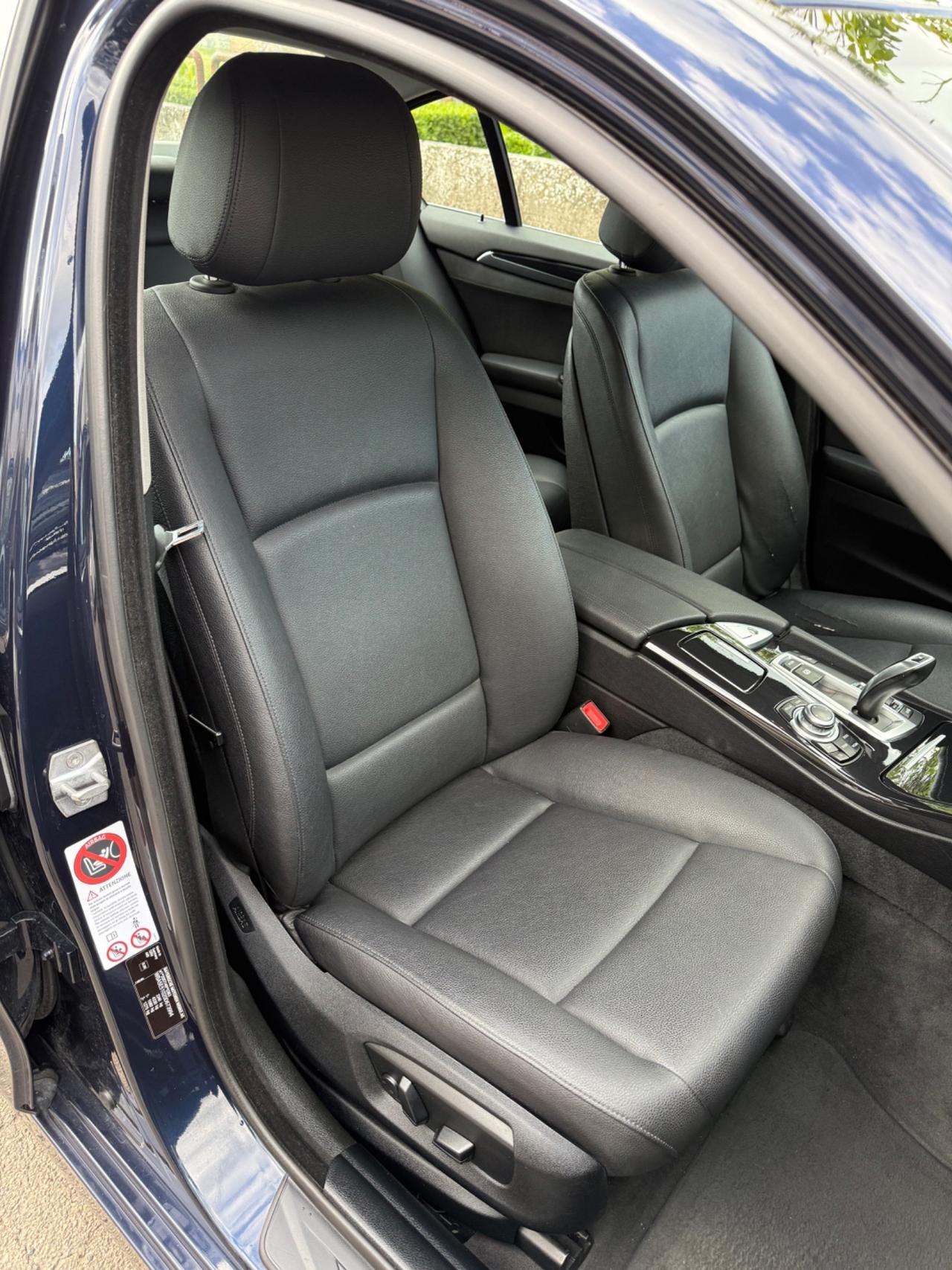 Bmw 520d Berlina 190CV Sport LED-AUTOMAT