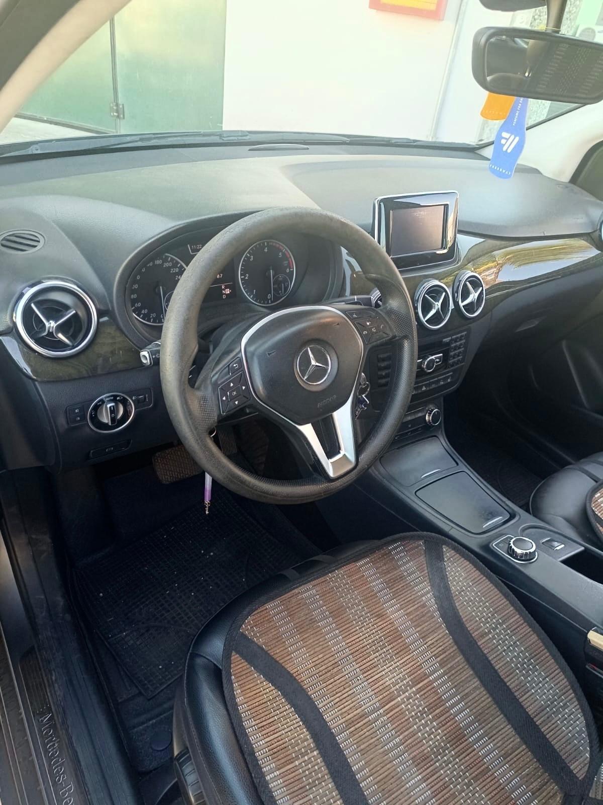 Mercedes-benz B 180 CDI BlueEFFICIENCY Premium