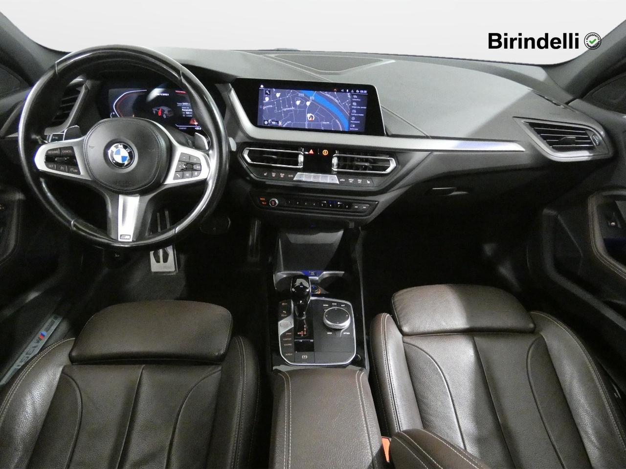 BMW Serie 1 (F40) - M 135i xDrive