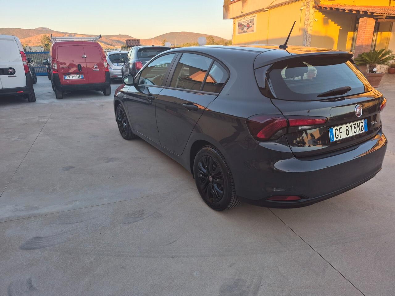 Fiat Tipo 1.4 T-JET MIRROR