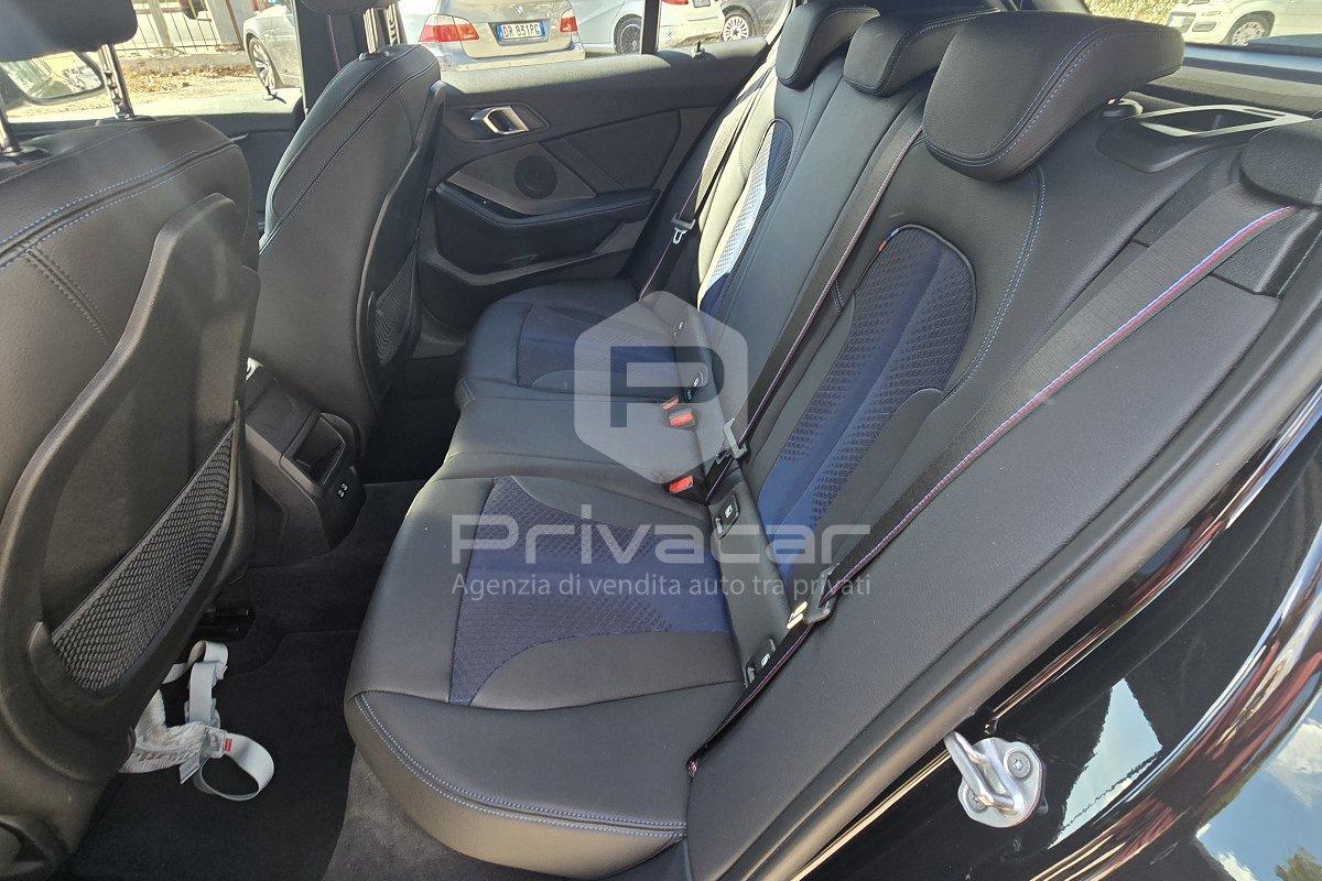 BMW 118d 5p. Msport Exterior