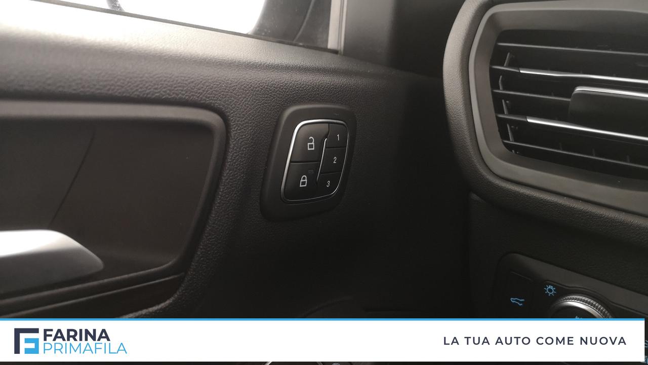 FORD Kuga III 2020 - Kuga 2.5 full hybrid Vignale awd 190cv e-shi