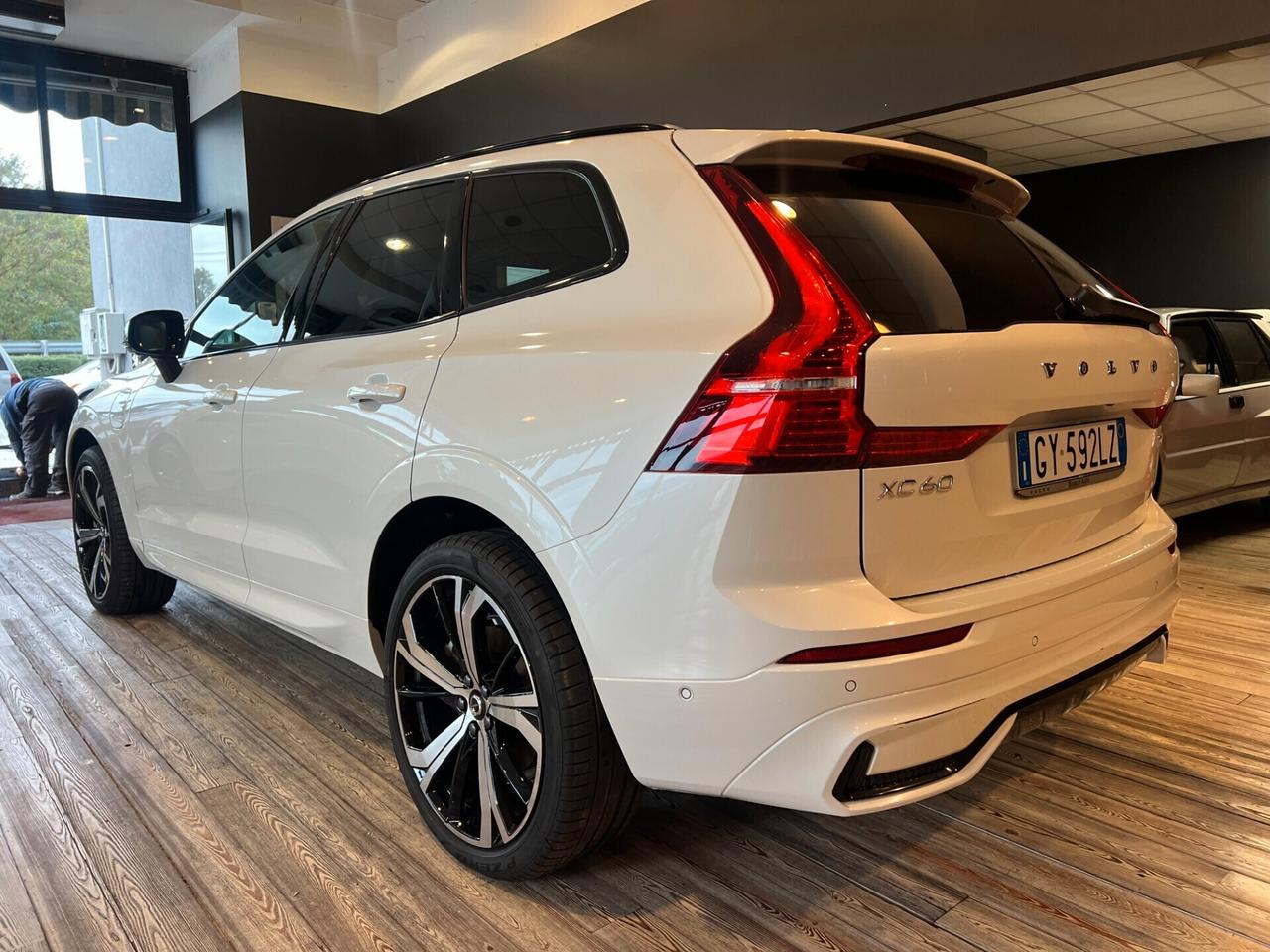 Volvo XC 60 T6 Plug-in hybrid AWD /DA RIPRISTINARE