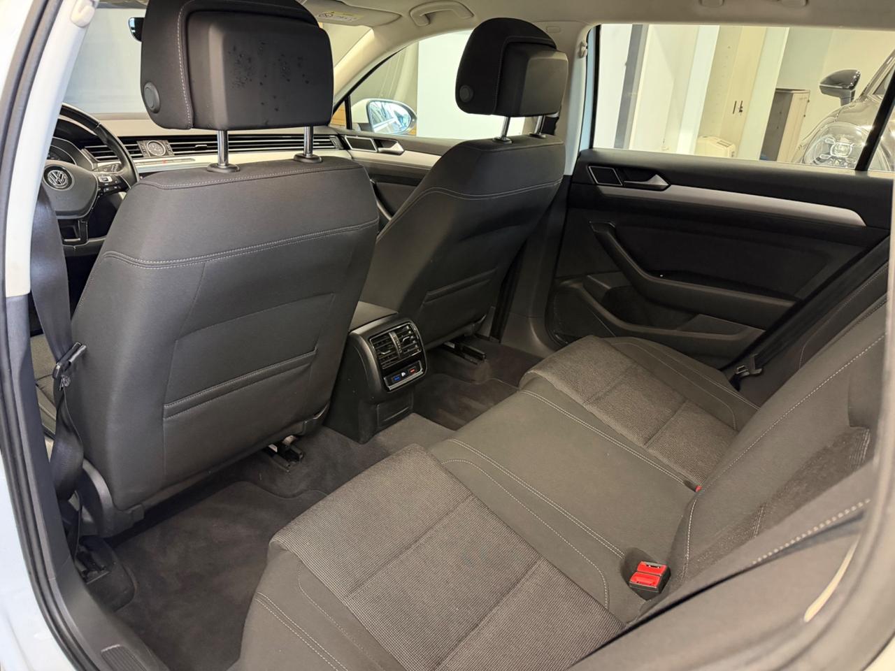 Volkswagen Passat Variant 2.0 TDI DSG Executive BlueMotion Tech.