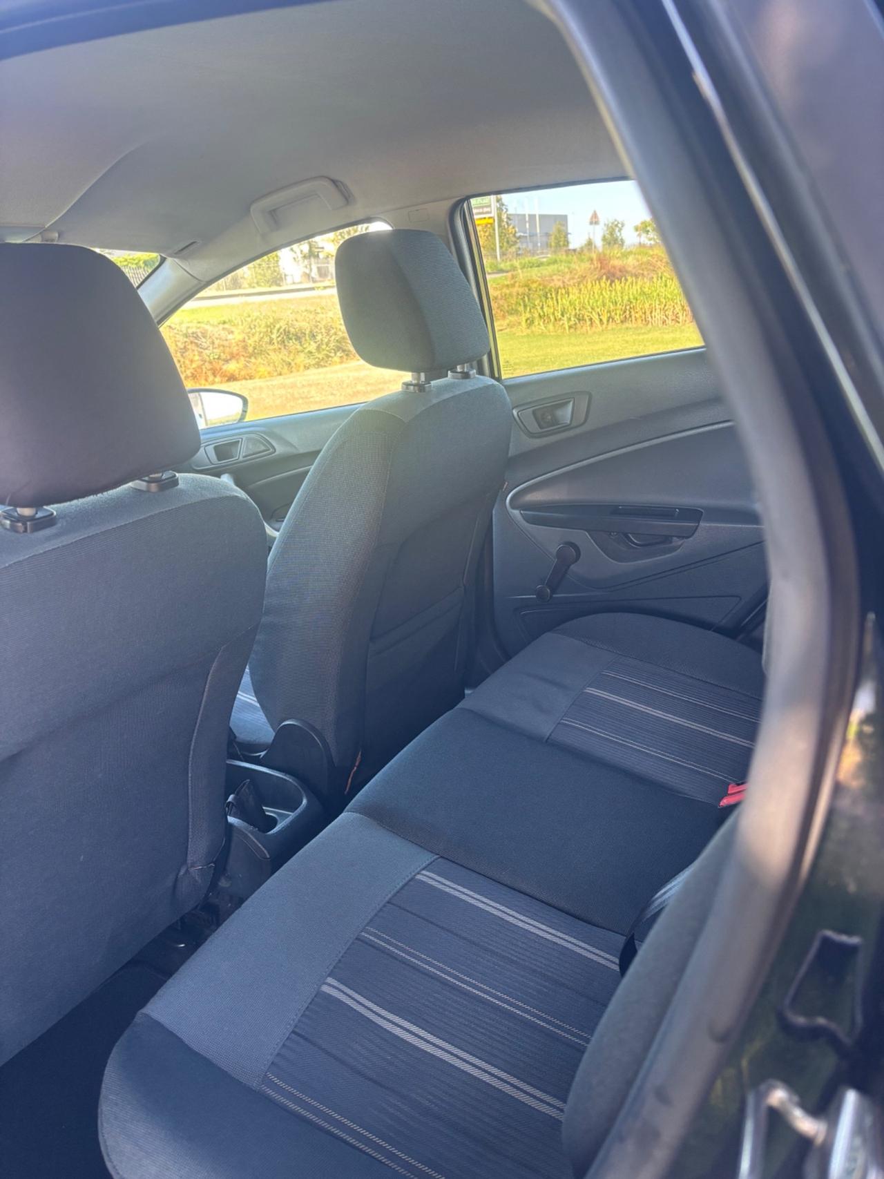 Ford Fiesta 1.4 5 porte Bz.- GPL Titanium