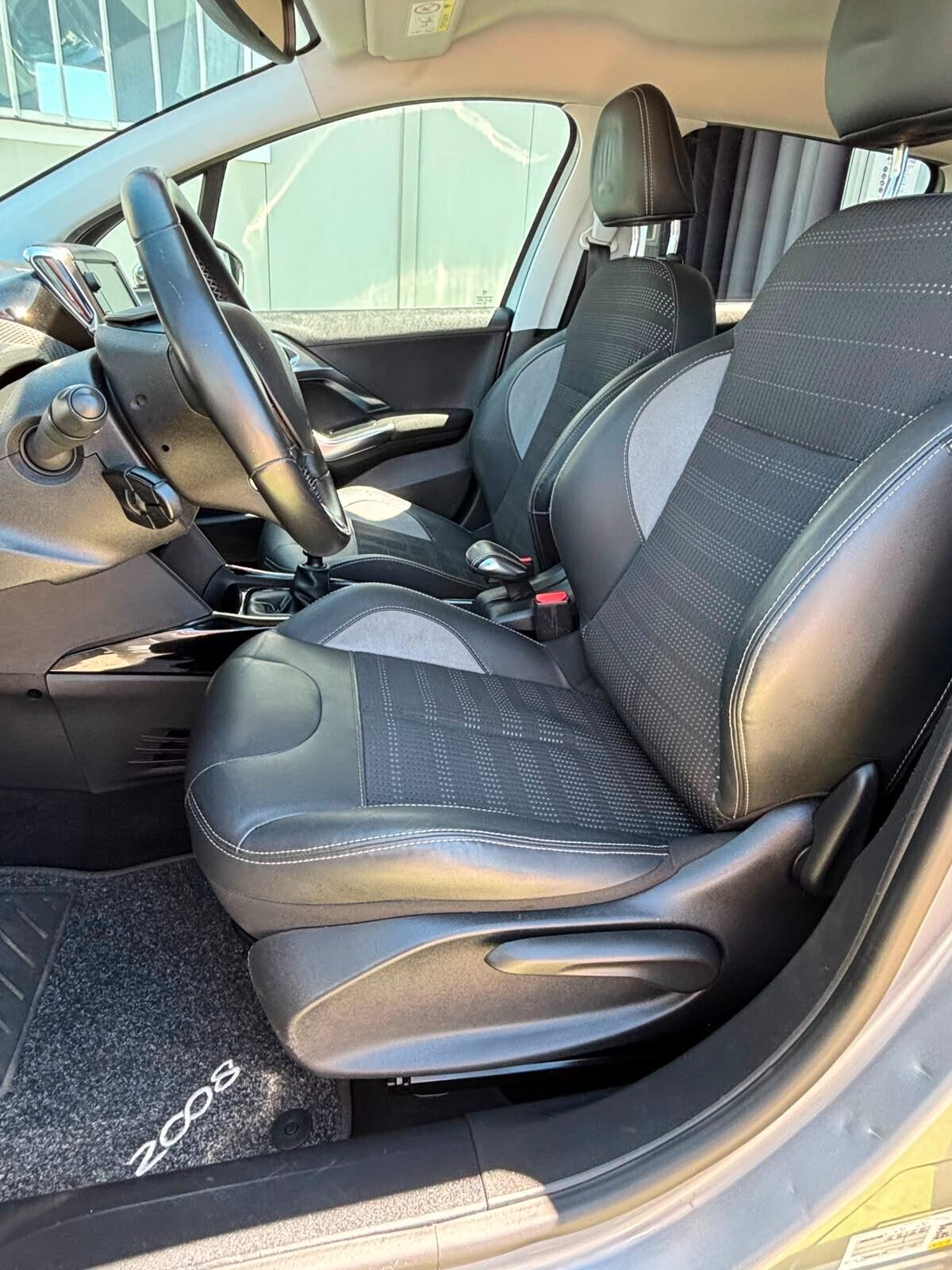 Peugeot 2008 1.5 DIESEL Black Matt