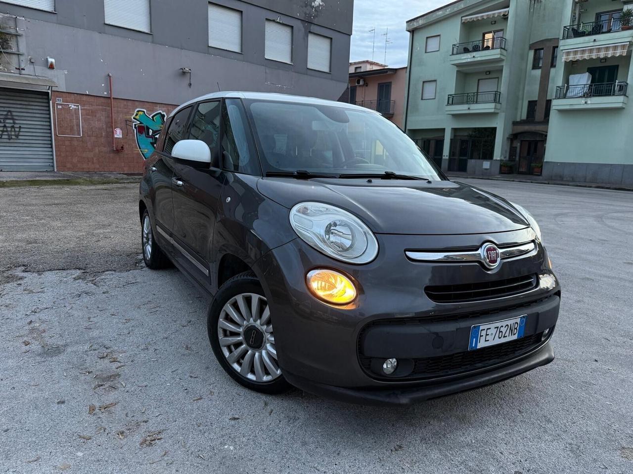 Fiat 500L Living 1.6 Multijet 120 CV Lounge PARI AL NUOVO