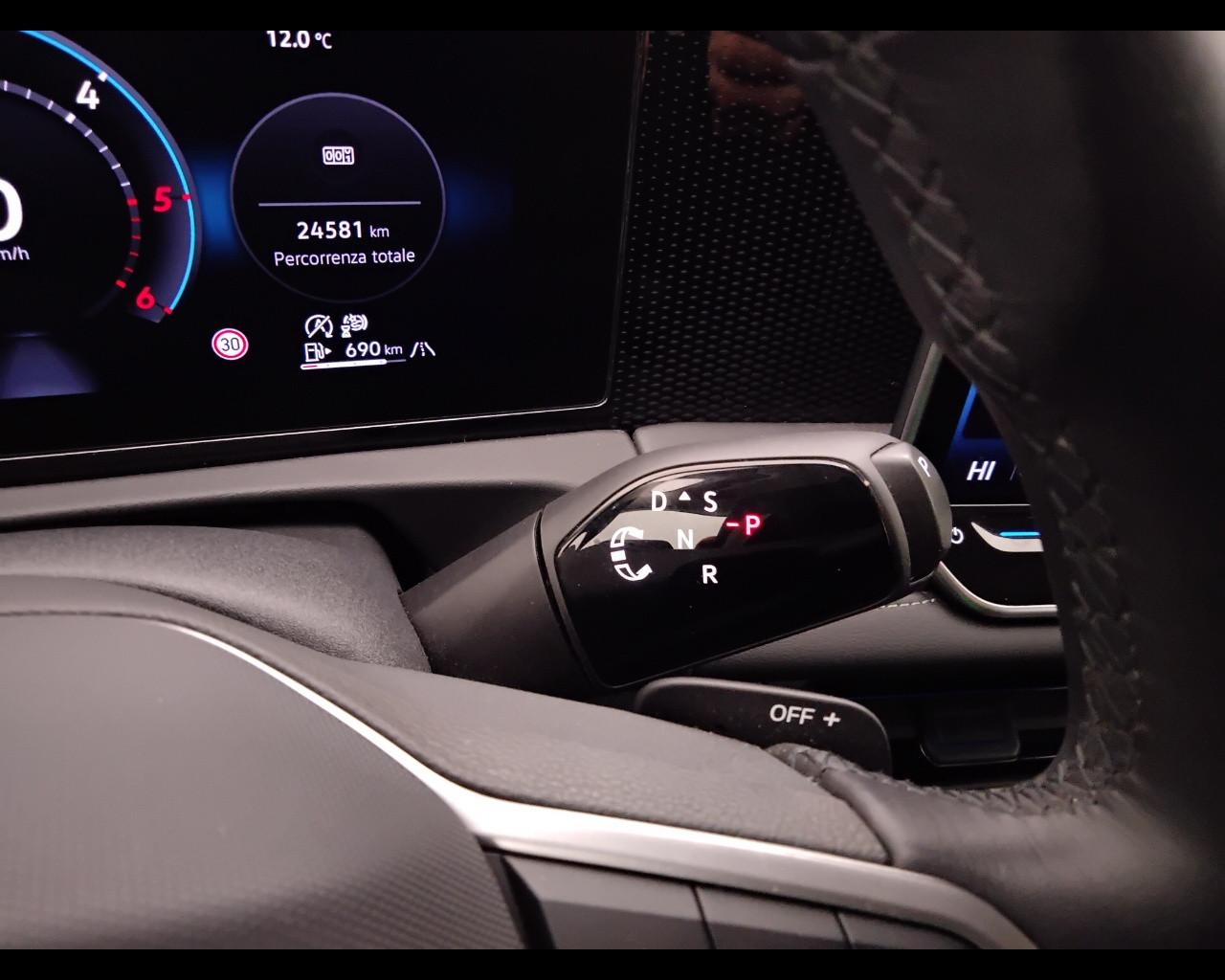 VOLKSWAGEN Tiguan III 2024 - Tiguan 2.0 tdi Life 150cv dsg