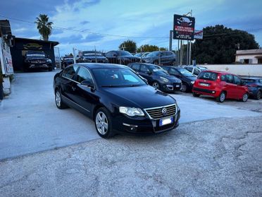 Volkswagen Passat 1.9 TDI/105CV Trendline Garanzia 12 Mesi