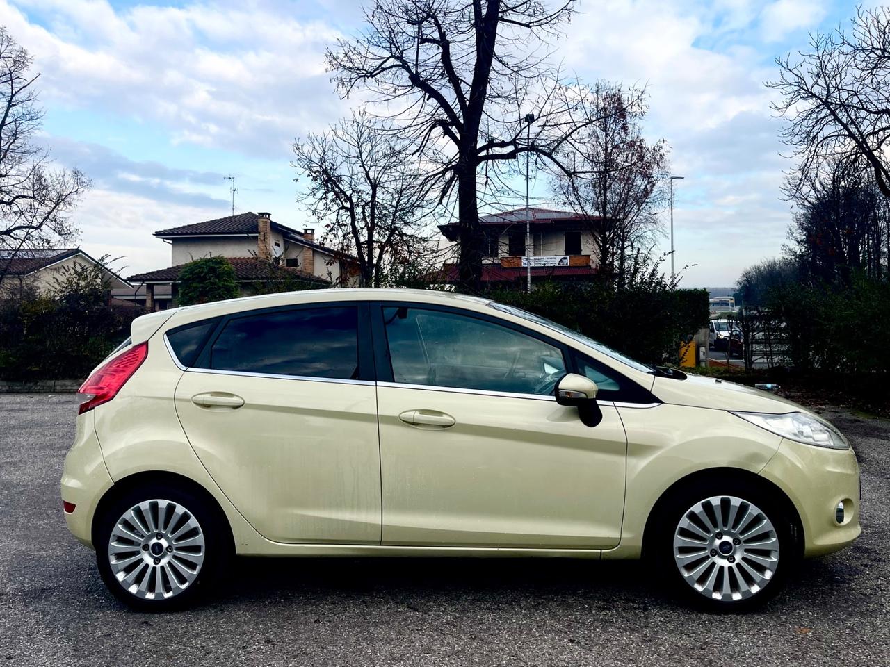 Ford Fiesta Fiesta+ 1.2 60CV 5 porte