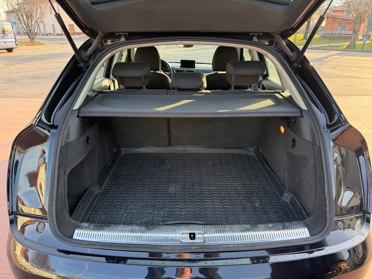 Audi Q3 2.0 TDI S Line Edition